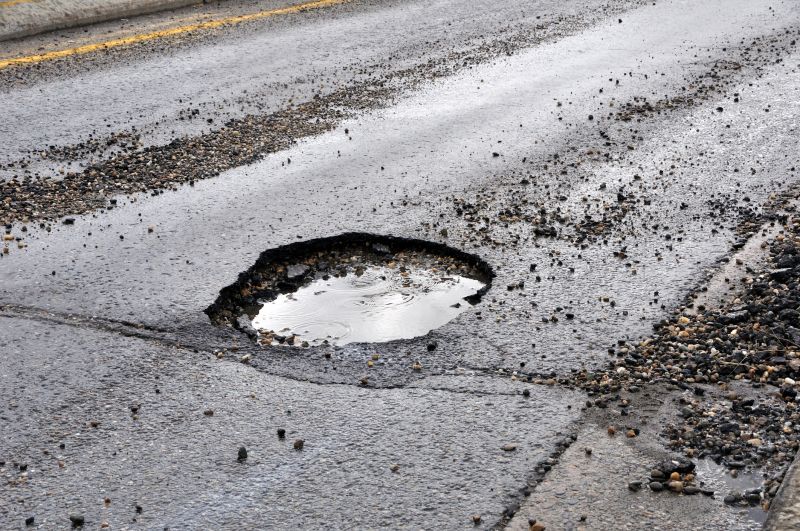 Asphalt Pothole Filling in Savannah, GA